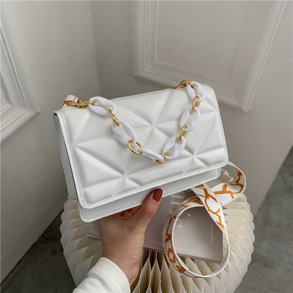 fashion bag female new style pressed lattice small square bag wide shoulder strap single shoulder messenger bag mini acrylic chain bag
fashion bag female new style pressed lattice small square bag wide shoulder strap single shoulder messenger bag mini acrylic chain bag