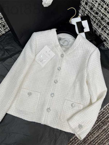 women's jackets designer spring new style elegant celebrity shows slim versatility v-neck woven tweed short coat for women q507, Black;brown
women's jackets designer spring new style elegant celebrity shows slim versatility v-neck woven tweed short coat for women q507, Black;brown