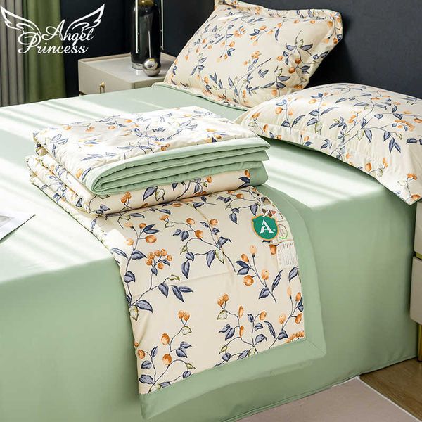 bedding lightweight summer quilt golden orange printed bedspreads quilted quilt bedding coverlets for all seasons
bedding lightweight summer quilt golden orange printed bedspreads quilted quilt bedding coverlets for all seasons