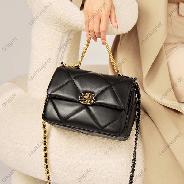 bag women's autumn and winter genuine leather crossbody bag small fragrant chain bag black one shoulder women's bag
bag women's autumn and winter genuine leather crossbody bag small fragrant chain bag black one shoulder women's bag