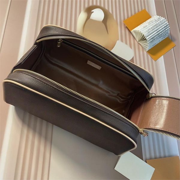 5a designer double zipper women makeup bags travelling toilet bag men leather large capacity cosmetic bags toiletry pouch makeup bags with d
5a designer double zipper women makeup bags travelling toilet bag men leather large capacity cosmetic bags toiletry pouch makeup bags with d