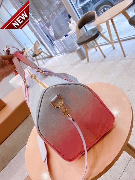 brand designer bags travel bag handbags tote bag woman's man's travel bag new fashion texture multifunctional portable large capac
brand designer bags travel bag handbags tote bag woman's man's travel bag new fashion texture multifunctional portable large capac