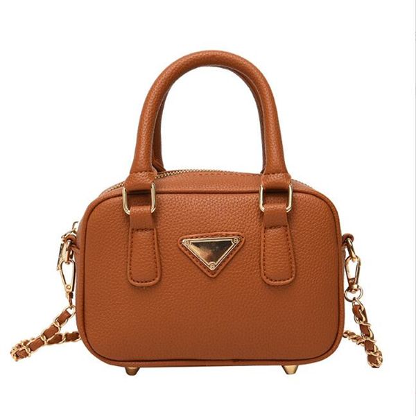 fashion designe handbags children solod colors mini princess chain messenger bags baby girls triangle one shoulder bag, Black
fashion designe handbags children solod colors mini princess chain messenger bags baby girls triangle one shoulder bag, Black