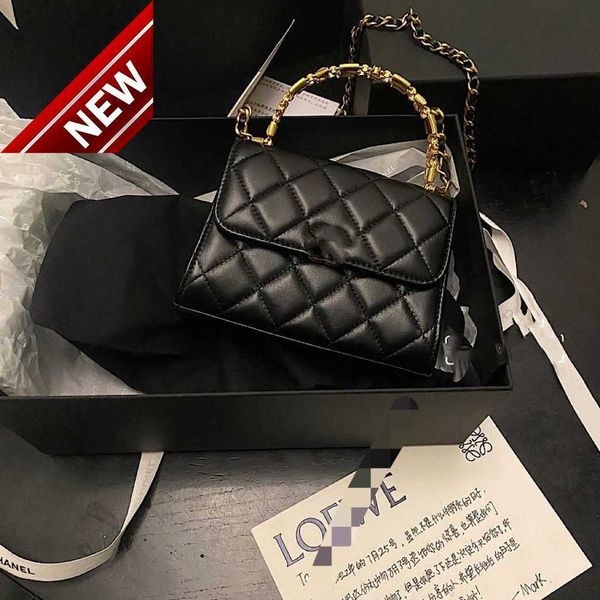 women's brand designer handbags shoulder bags tote 2023 new rhombus chain handheld tote bags multifunctional portable shoulders crossbo
women's brand designer handbags shoulder bags tote 2023 new rhombus chain handheld tote bags multifunctional portable shoulders crossbo