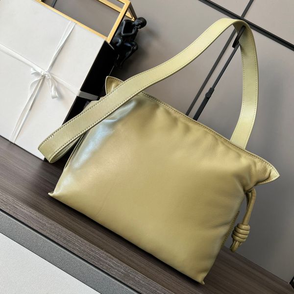 loews flamenco puffer bread bag handbag designer summer vacation travel shoulder bags crossbody luxury weave handbag loewe bag
loews flamenco puffer bread bag handbag designer summer vacation travel shoulder bags crossbody luxury weave handbag loewe bag