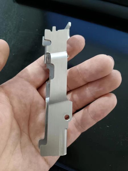 1pcs tactical stainless steel airsoft upgraded sig sauer p320 fcu 80% made one holes
1pcs tactical stainless steel airsoft upgraded sig sauer p320 fcu 80% made one holes