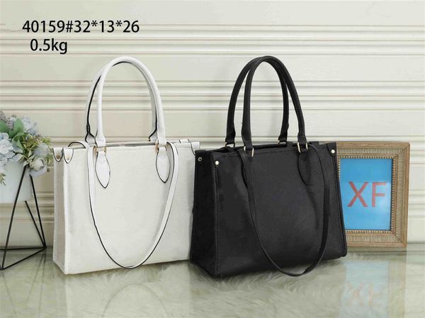 large capacity tote bag shopping bag shoulder crossbody bag women's purse tote bag vintage pu material hardware buckle letter pattern p
large capacity tote bag shopping bag shoulder crossbody bag women's purse tote bag vintage pu material hardware buckle letter pattern p
