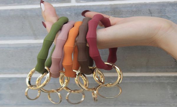 2021 trendy monogrammed silicone wristlet keychains bracelet bangle womens car keyring large circle bracelets key holder8940687, Silver
2021 trendy monogrammed silicone wristlet keychains bracelet bangle womens car keyring large circle bracelets key holder8940687, Silver