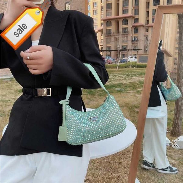 women's brand designer handbags shoulder bags tote 2023 new fashion trend crescent bag multi-functional portable messenger bag gift box
women's brand designer handbags shoulder bags tote 2023 new fashion trend crescent bag multi-functional portable messenger bag gift box