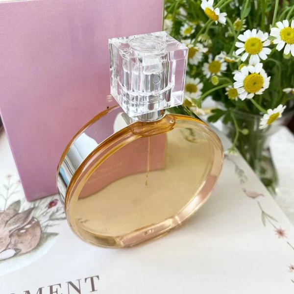 parfum designer classic chance women perfume 100ml good smell long time leaving body mist 3.3oz
parfum designer classic chance women perfume 100ml good smell long time leaving body mist 3.3oz