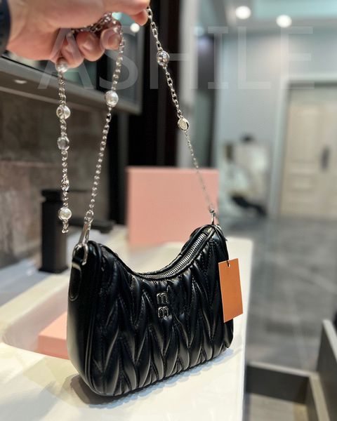 designer luxury fashion women's bags cross body shoulder bag handbag temperament chain women bag
designer luxury fashion women's bags cross body shoulder bag handbag temperament chain women bag