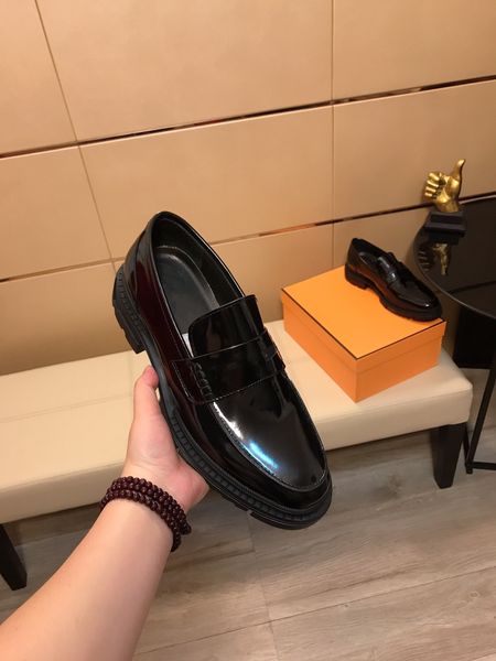 2023 the latest men's flat casual ports white shoes leather material comfortable upper feet soft soles versatile youth size35-41 hy0639, Black
2023 the latest men's flat casual ports white shoes leather material comfortable upper feet soft soles versatile youth size35-41 hy0639, Black