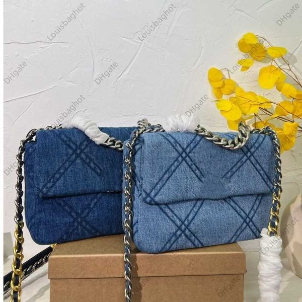 xiaoxiangfeng 19bag denim one shoulder chain crossbody bag versatile fashion network red same style trendy women
xiaoxiangfeng 19bag denim one shoulder chain crossbody bag versatile fashion network red same style trendy women