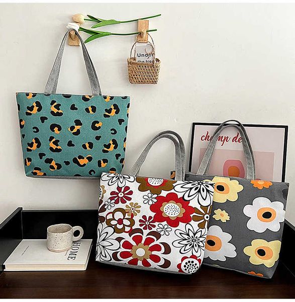 new canvas bag women's bag large capacity single shoulder diagonal bag printed bag handbag
new canvas bag women's bag large capacity single shoulder diagonal bag printed bag handbag