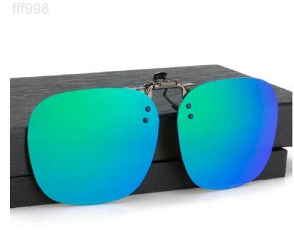 brand men women sunglasses s designer eyeglasses retro polarized goggle pilot beach uv400 eyewear metal frame driving sun glasses with b, White;black
brand men women sunglasses s designer eyeglasses retro polarized goggle pilot beach uv400 eyewear metal frame driving sun glasses with b, White;black