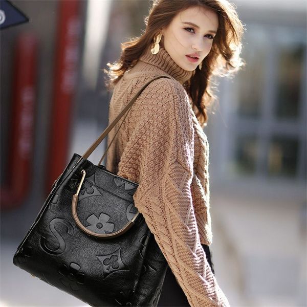 2023-7 soho disco handbags designer bags genuine leather shoulder bags letters-patterns tassel wallets women handbag fashion crossbody
2023-7 soho disco handbags designer bags genuine leather shoulder bags letters-patterns tassel wallets women handbag fashion crossbody
