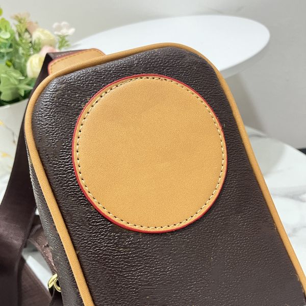 handmade fashion men sling bag cross body messenger bags 4 colors outdoor women waist bag pack chest bag 3898
handmade fashion men sling bag cross body messenger bags 4 colors outdoor women waist bag pack chest bag 3898