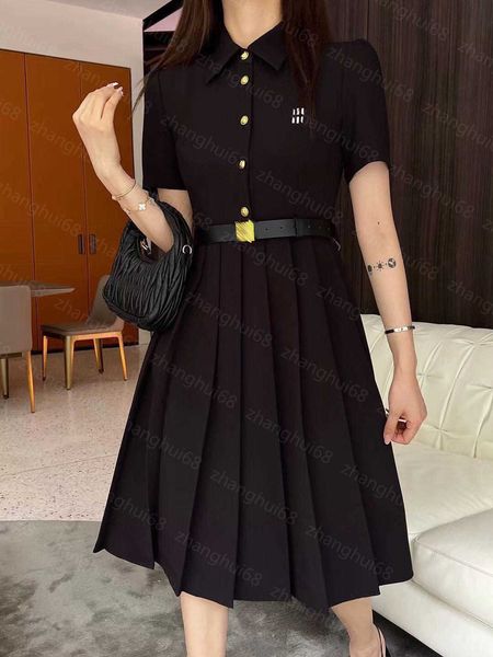 23ss women dress womens designer clothing summer dresses embroidered letter half-button lapel short-sleeved pleat dress with belt womens clo, Black;gray
23ss women dress womens designer clothing summer dresses embroidered letter half-button lapel short-sleeved pleat dress with belt womens clo, Black;gray