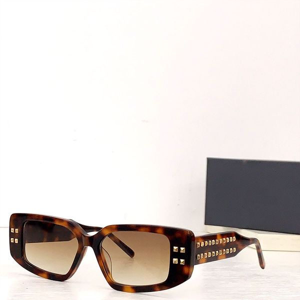 fashion men and women sunglasses vls-108a exquisite new high version classic rivet series uv400 retro full frame sunglasses, White;black
fashion men and women sunglasses vls-108a exquisite new high version classic rivet series uv400 retro full frame sunglasses, White;black