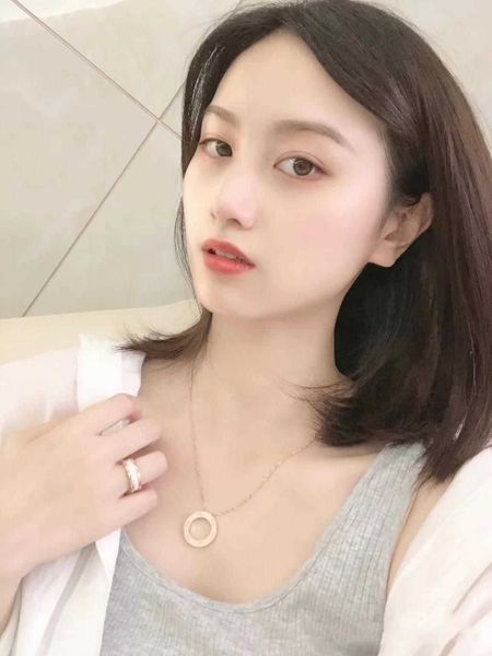 internet celebrity big cake necklace full of diamond round clavicle chain net red sky star advanced version colorless and luxury n66x, Silver
internet celebrity big cake necklace full of diamond round clavicle chain net red sky star advanced version colorless and luxury n66x, Silver