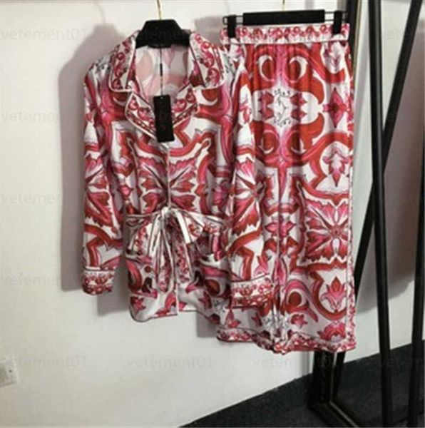 summer fashion leisure two piece set women retro print lace-up waist lapel collar long sleeve shirt high waist loose pants womens tracksuit, White
summer fashion leisure two piece set women retro print lace-up waist lapel collar long sleeve shirt high waist loose pants womens tracksuit, White