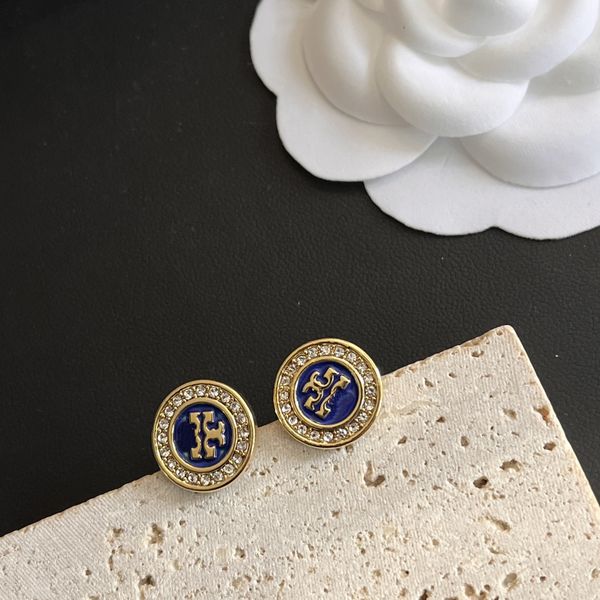 summer travel gifts stud earring brand womens jewelry 2023 new gold plated earrings love 4 style earrings high quality, Golden;silver
summer travel gifts stud earring brand womens jewelry 2023 new gold plated earrings love 4 style earrings high quality, Golden;silver