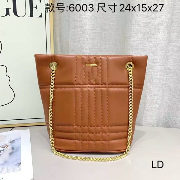 luxury handbag designer crossbody tabby shoulder bag for women genuine leather female fashion sacoche borse letters bolso lady cross body ba
luxury handbag designer crossbody tabby shoulder bag for women genuine leather female fashion sacoche borse letters bolso lady cross body ba