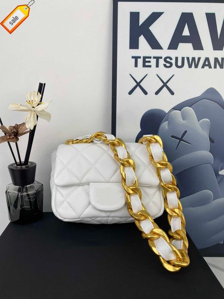 women's brand designer shoulder bags tote 2023 new fashion classic mini leather envelope bags gold chain shoulders crossbody bag factor
women's brand designer shoulder bags tote 2023 new fashion classic mini leather envelope bags gold chain shoulders crossbody bag factor