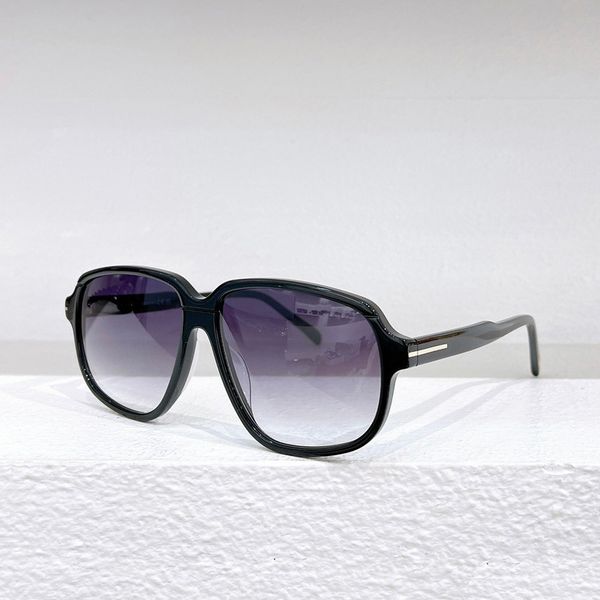 classic sunglasses 1024 shiny black frame smoke lenses summer sunnies gafas de sol sonnenbrille uv400 eyewear with box, White;black
classic sunglasses 1024 shiny black frame smoke lenses summer sunnies gafas de sol sonnenbrille uv400 eyewear with box, White;black