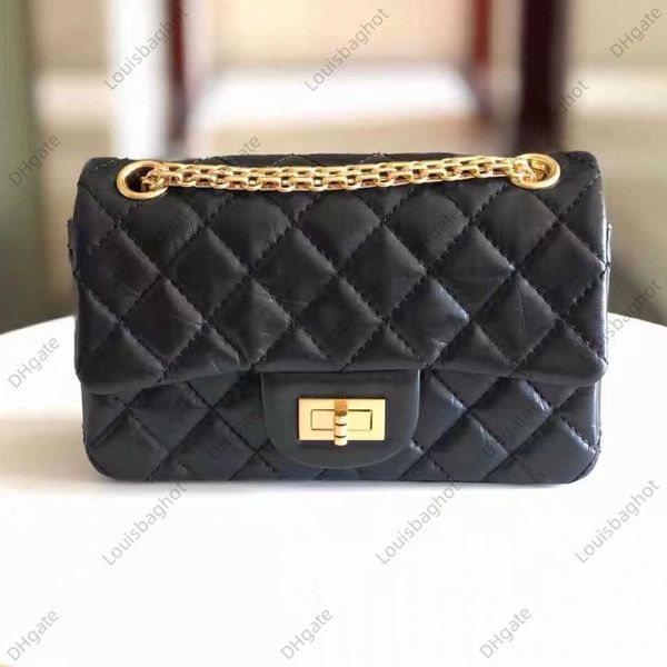 xiaoxiang 2.55 genuine leather diamond chain bag elephant pattern head layer cowhide square buckle single shoulder crossarm small square bag
xiaoxiang 2.55 genuine leather diamond chain bag elephant pattern head layer cowhide square buckle single shoulder crossarm small square bag