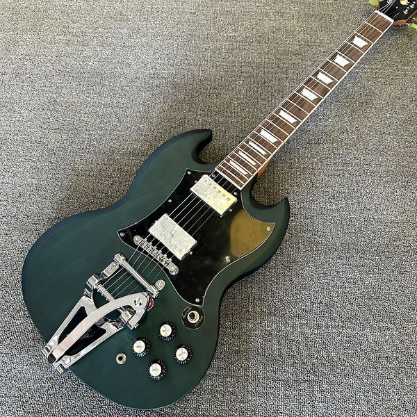 custom shop, sg400 matte green electric guitar, rosewood fingerboard, 22 frets, 2 pickups, ing
custom shop, sg400 matte green electric guitar, rosewood fingerboard, 22 frets, 2 pickups, ing