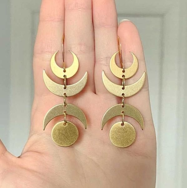 2022 funny boho gold crescent moon and sun witch drop dangle earrings for women girl statement jewelry summer gothic earrings, Silver
2022 funny boho gold crescent moon and sun witch drop dangle earrings for women girl statement jewelry summer gothic earrings, Silver