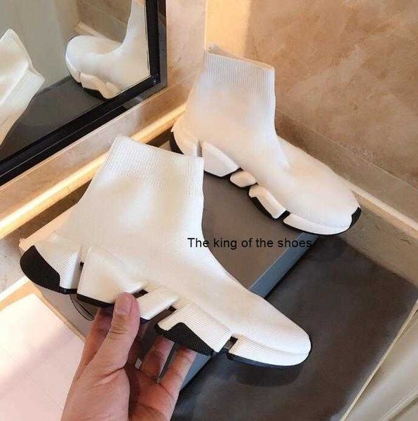 sports designer fly knit shoes socks speed graffiti sole 1.0 2.0 running shoes platform mens runner triple black white sock shoe master wome
sports designer fly knit shoes socks speed graffiti sole 1.0 2.0 running shoes platform mens runner triple black white sock shoe master wome