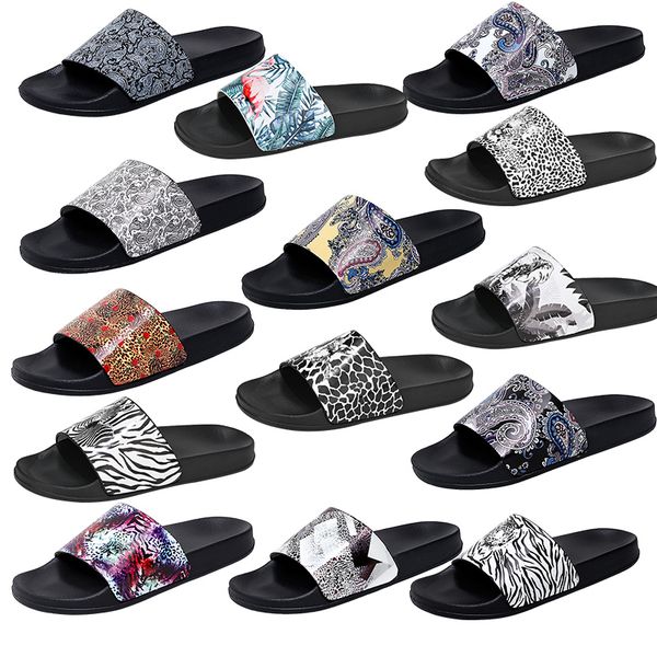 luxury brand designer rubber anti-slip slippers sandals black white hand-painted print men slipper sandals bathroom anti-odour slippers beac
luxury brand designer rubber anti-slip slippers sandals black white hand-painted print men slipper sandals bathroom anti-odour slippers beac