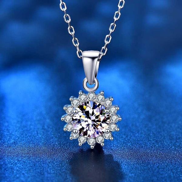 sunflower lab moissanite diamond pendant real 925 sterling silver charm party wedding pendants necklace for women bridal jewelry
sunflower lab moissanite diamond pendant real 925 sterling silver charm party wedding pendants necklace for women bridal jewelry