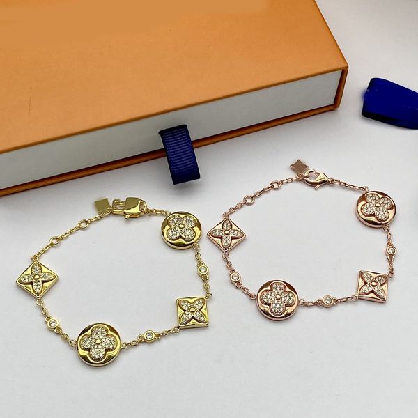 Fashion Women's Letter Pendant Star Bracelet Luxury Designer 18K Gold Silver Crystal Bracelet Bangle Wedding Party Design Jewelry Gift
Fashion Women's Letter Pendant Star Bracelet Luxury Designer 18K Gold Silver Crystal Bracelet Bangle Wedding Party Design Jewelry Gift