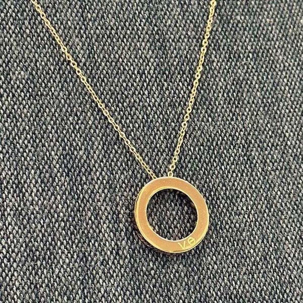 high-quality tiktok the same titanium steel necklace mumble dress cake circle rose gold e ring clavicle chain, Silver
high-quality tiktok the same titanium steel necklace mumble dress cake circle rose gold e ring clavicle chain, Silver