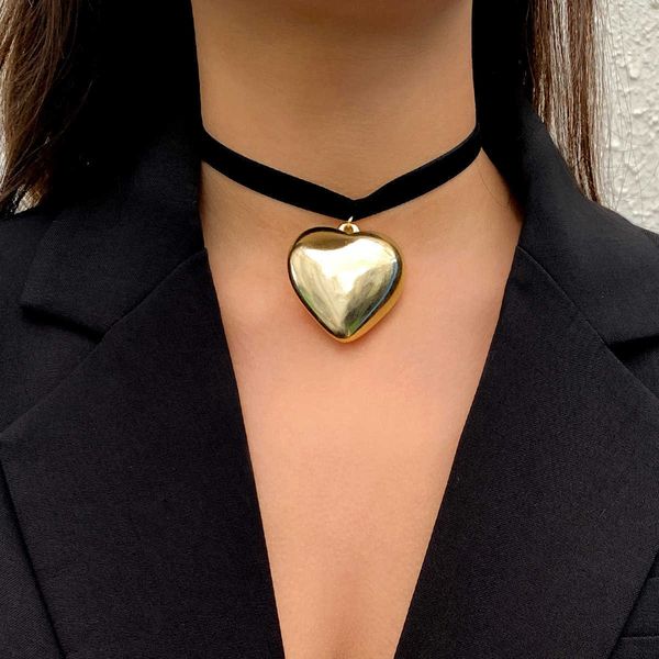 wholesale gold plated love big heart pendant choker necklace jewelry for women, Silver
wholesale gold plated love big heart pendant choker necklace jewelry for women, Silver