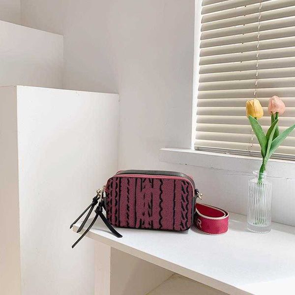new evening bags luxury snapsdesigner bag for women shoulder bags lette print cross body marc camera bag double zip casual wide strap straw
new evening bags luxury snapsdesigner bag for women shoulder bags lette print cross body marc camera bag double zip casual wide strap straw
