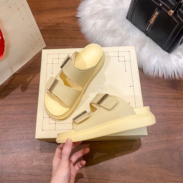 designer sandal platform slide womens heel rubber slide black white pink front back mixing belt platform sandals designers flip flop house s
designer sandal platform slide womens heel rubber slide black white pink front back mixing belt platform sandals designers flip flop house s