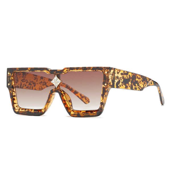 new fashion personalized large frame diamond sunvisor trend sunglasses 2245, White;black
new fashion personalized large frame diamond sunvisor trend sunglasses 2245, White;black