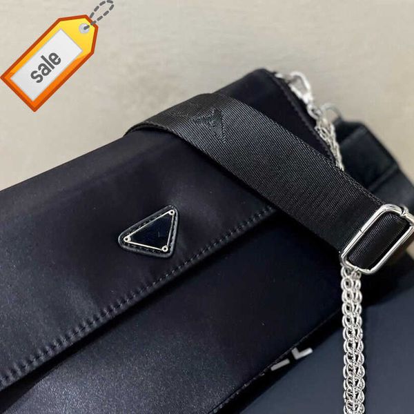 brand designer shoulder bag handbags crossbody bags tote 2023 new women's fashion texture leather portable messenger bag gift box packa
brand designer shoulder bag handbags crossbody bags tote 2023 new women's fashion texture leather portable messenger bag gift box packa