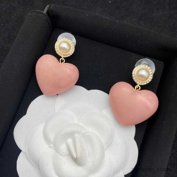 stud gorgeous luxury jewelry pink heart earrings sterling silver style lady needle ear r230619, Golden;silver
stud gorgeous luxury jewelry pink heart earrings sterling silver style lady needle ear r230619, Golden;silver
