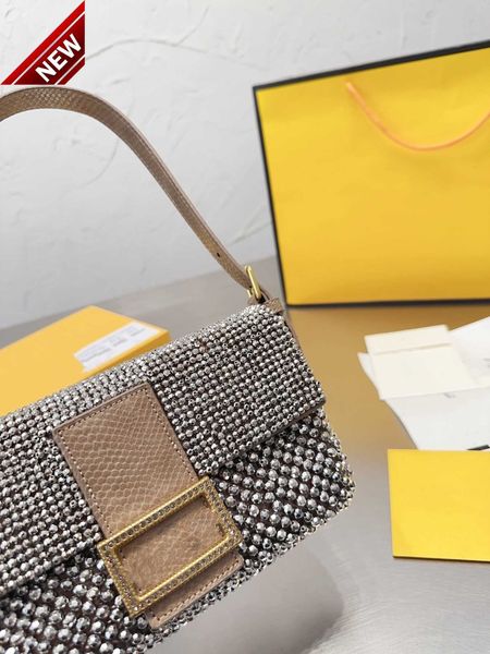 women's brand fenndl faquen bag designer bags shoulder bags tote texture patent braidr bag totebag new fashion trend retro envelope bag
women's brand fenndl faquen bag designer bags shoulder bags tote texture patent braidr bag totebag new fashion trend retro envelope bag
