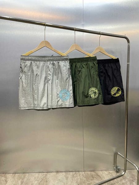 2023 summer new fashion brand stone d embroidery body leisure shorts unisex, White;black
2023 summer new fashion brand stone d embroidery body leisure shorts unisex, White;black