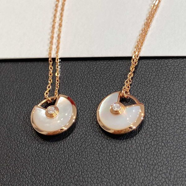 selling item v gold talisman necklace white fritillary red agate thick plated 18k rose bone chain lovers do not fade, Silver
selling item v gold talisman necklace white fritillary red agate thick plated 18k rose bone chain lovers do not fade, Silver