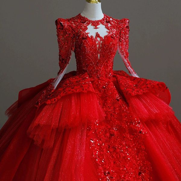 arabic dubai red women' wedding dress 2023 150cm train o-neck long sleeves beads crystal lace ruffles puffy princess muslim bridal gow, White
arabic dubai red women' wedding dress 2023 150cm train o-neck long sleeves beads crystal lace ruffles puffy princess muslim bridal gow, White