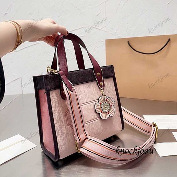 luxury bag shopping bag leather shoulder bag large capacity handbag pink bag travel bag adjustable shoulder strap fashion color matching cro
luxury bag shopping bag leather shoulder bag large capacity handbag pink bag travel bag adjustable shoulder strap fashion color matching cro