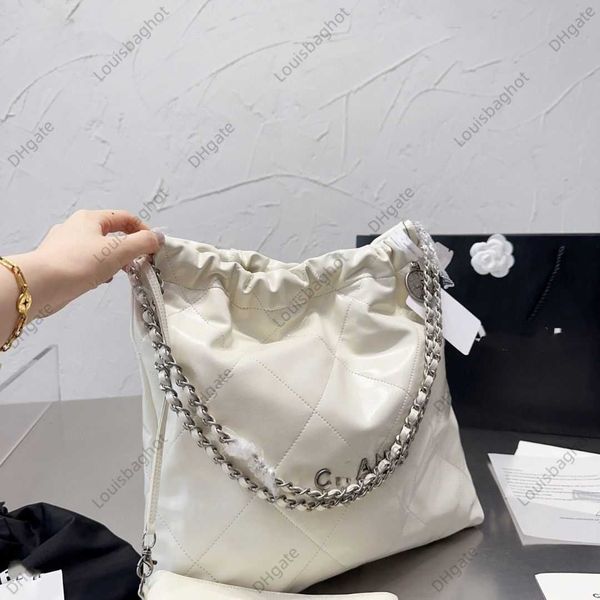 popular large bag chain bag with a temperament of 22kg versatile and practical popular on the internet and the same foreign style going out
popular large bag chain bag with a temperament of 22kg versatile and practical popular on the internet and the same foreign style going out
