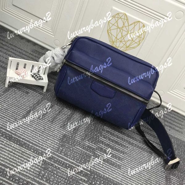 5a taiga outdoor eclipse crossbody bag mens bag men messenger bag hpb m30233 m30241 m30243 luxury man bags 29.5cm 4 colors cross body purses
5a taiga outdoor eclipse crossbody bag mens bag men messenger bag hpb m30233 m30241 m30243 luxury man bags 29.5cm 4 colors cross body purses